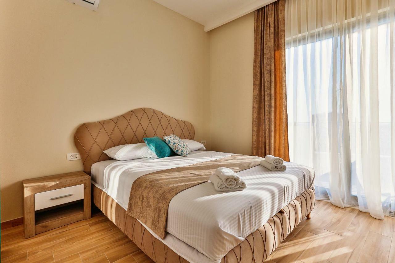 Apolon Apart Šušanj Exterior foto