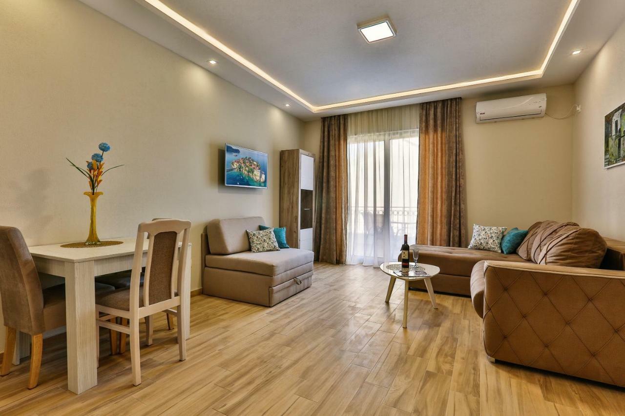 Apolon Apart Šušanj Exterior foto